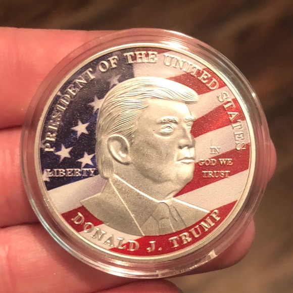 Donald Trump Silver Challenge Coin - Picture 5 of 6